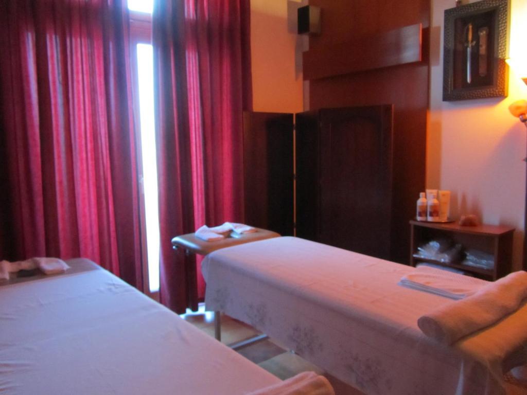 Hotel Prosper Челадна Экстерьер фото